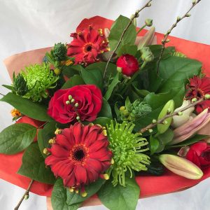 Boeket Rood €15 Scheerhoorn Bloemen Leek