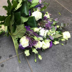 Grafboeket €30 Scheerhoorn Bloemen Leek